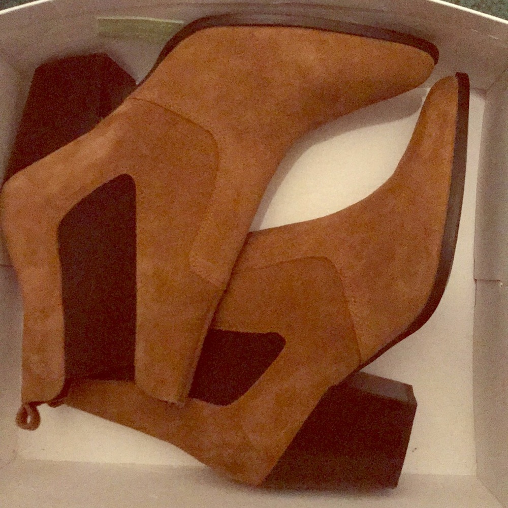Steve Madden boots